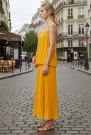 SLEEVELESS PLEATED TANK TOP