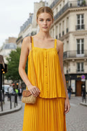 SLEEVELESS PLEATED TANK TOP